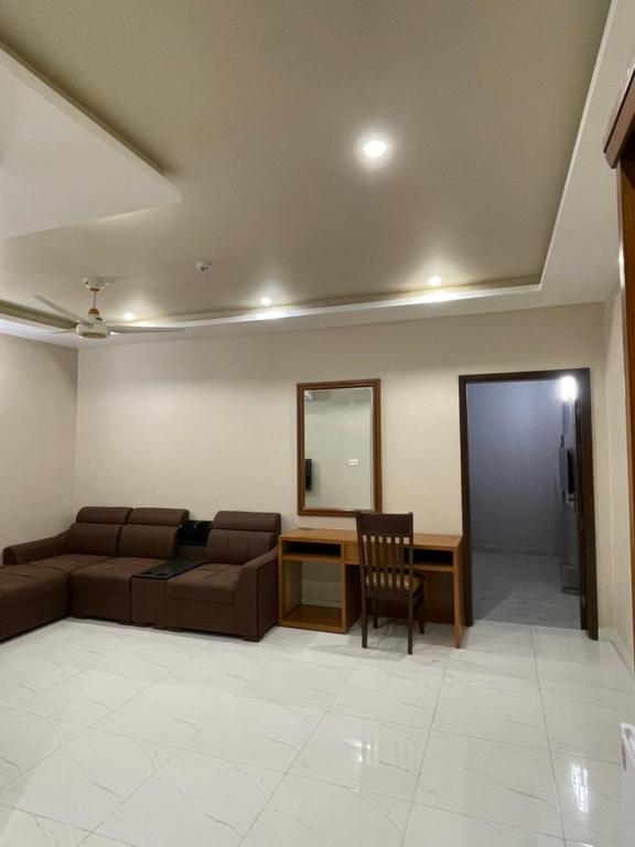 Grand Blu Hotel Hyerabad