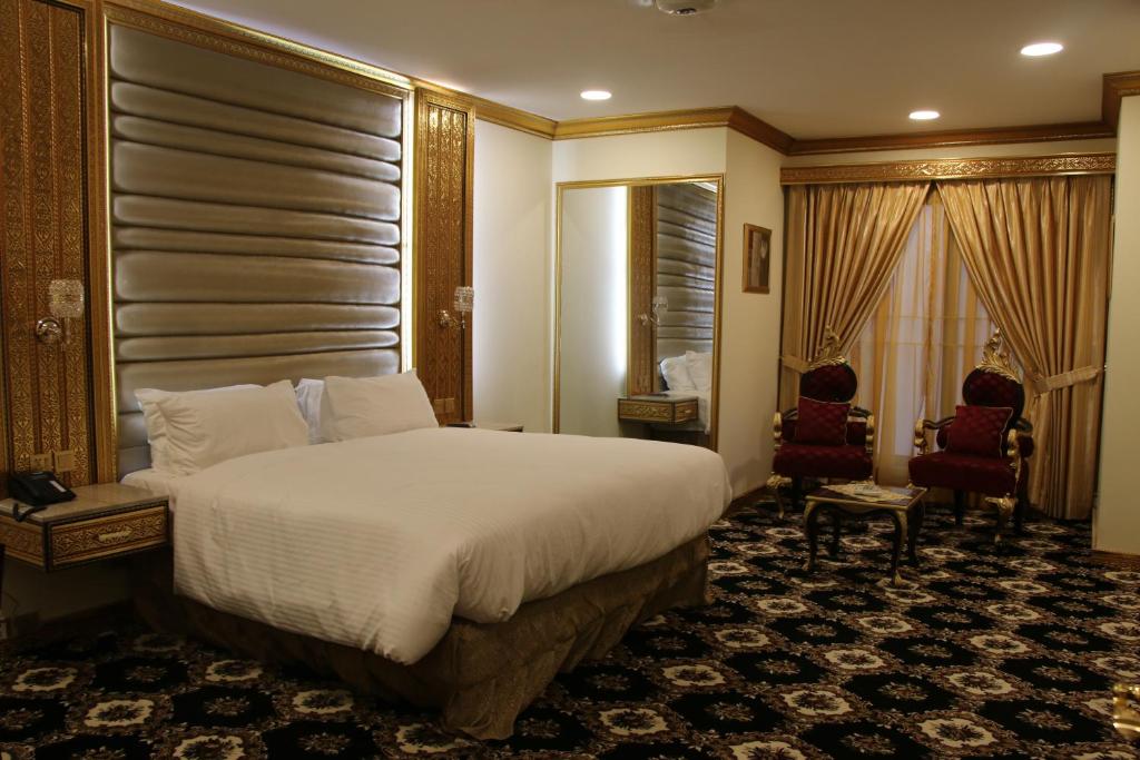 Hotel Indus