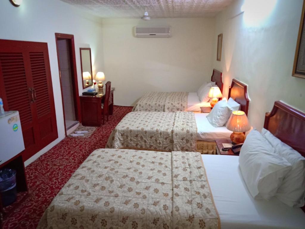 Hotel Indus