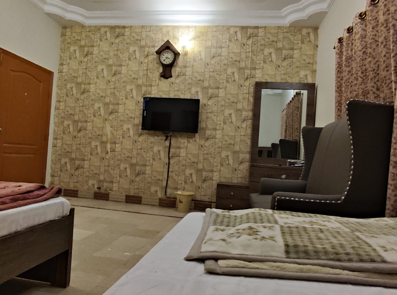 Imperial Inn Hotel