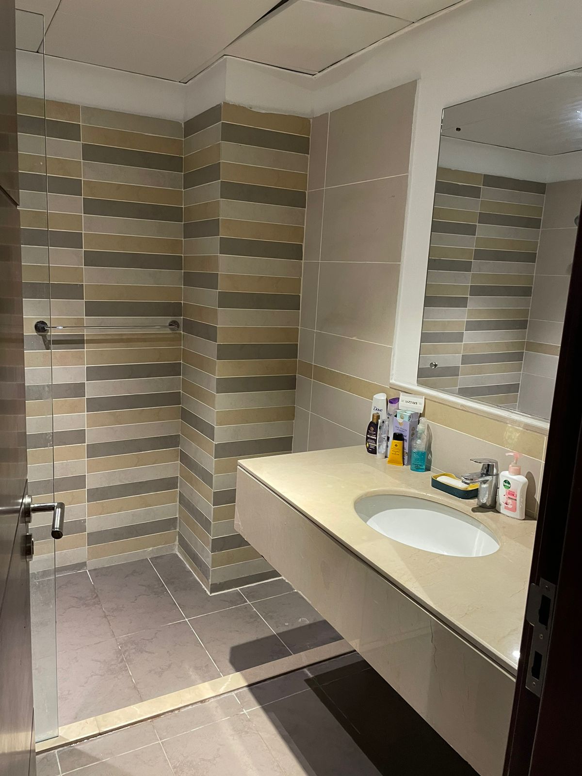 4 Bedroom Private Apartments