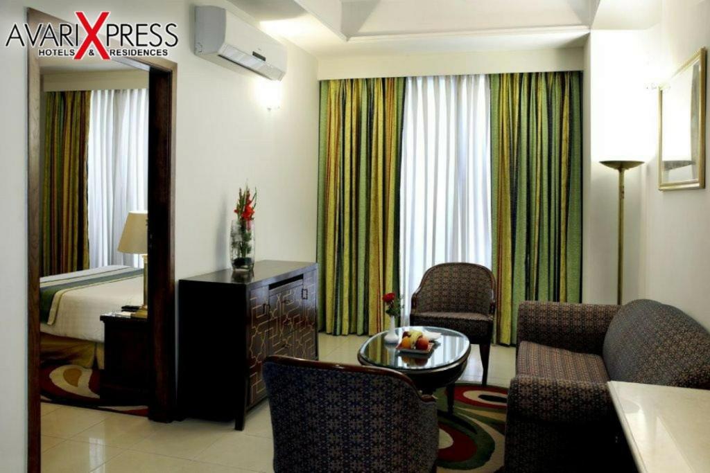 Avari Xpress