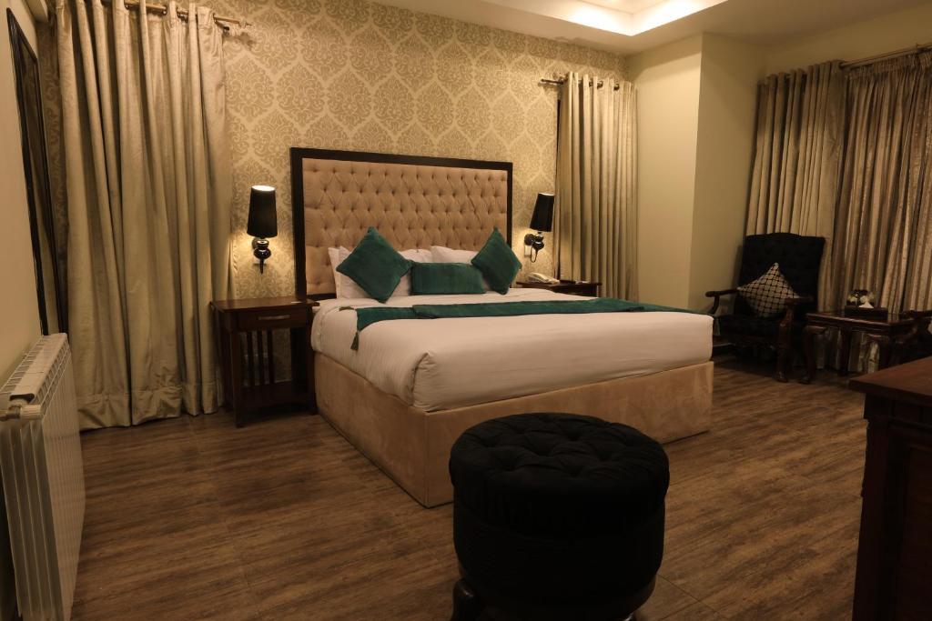 Bella Hotel
