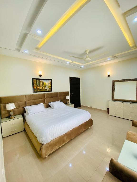 Continental Boutique House