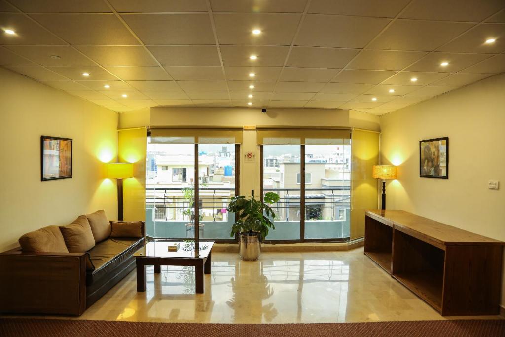 Grand Islamabad Hotel