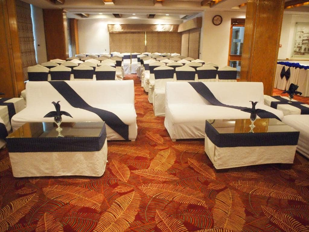 Hotel Crown Plaza