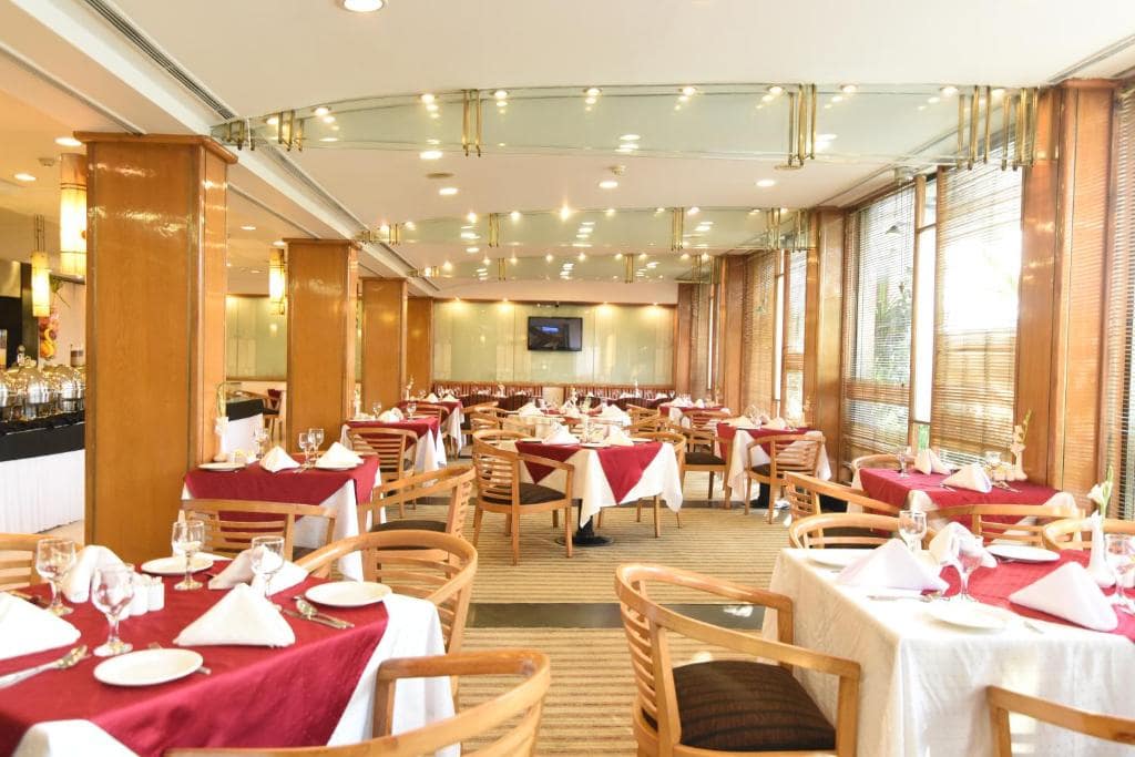 Hotel Crown Plaza