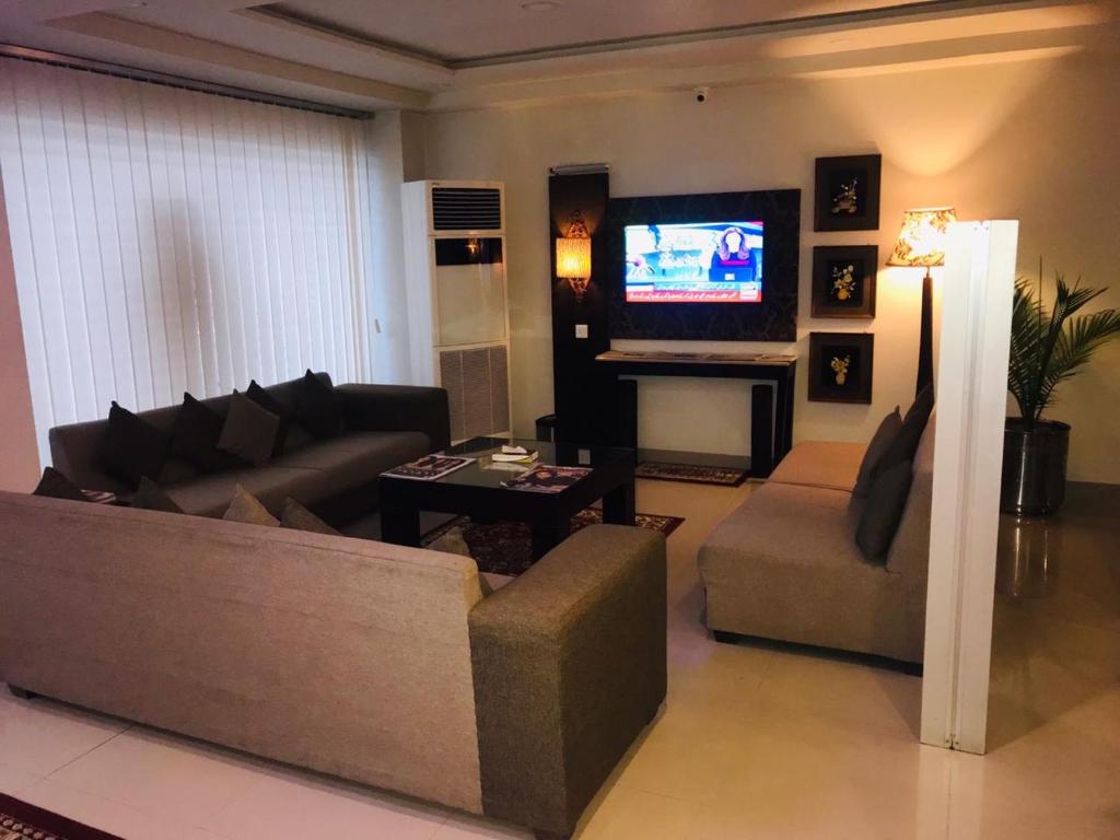 Hotel One Jinnah I-9 Markaz