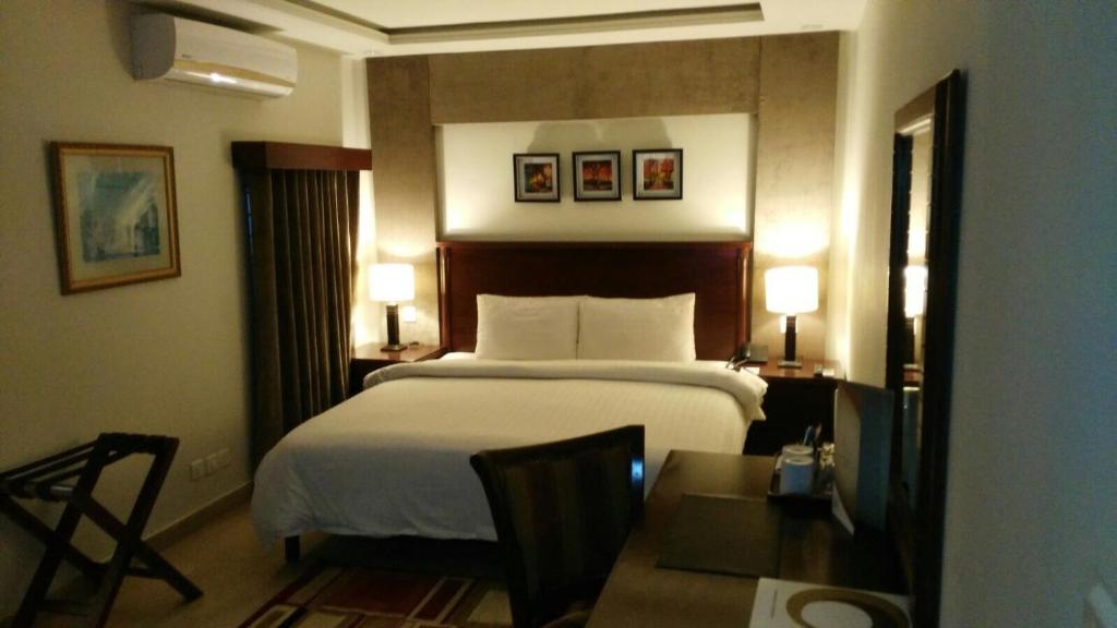 Hotel One Super
