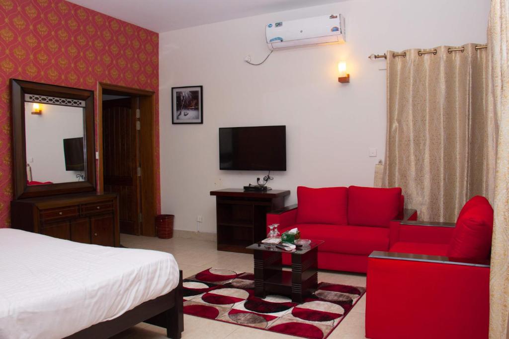 Livin Hub Guest House Islamabad