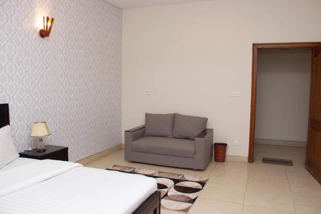 Livin Hub Guest House Islamabad