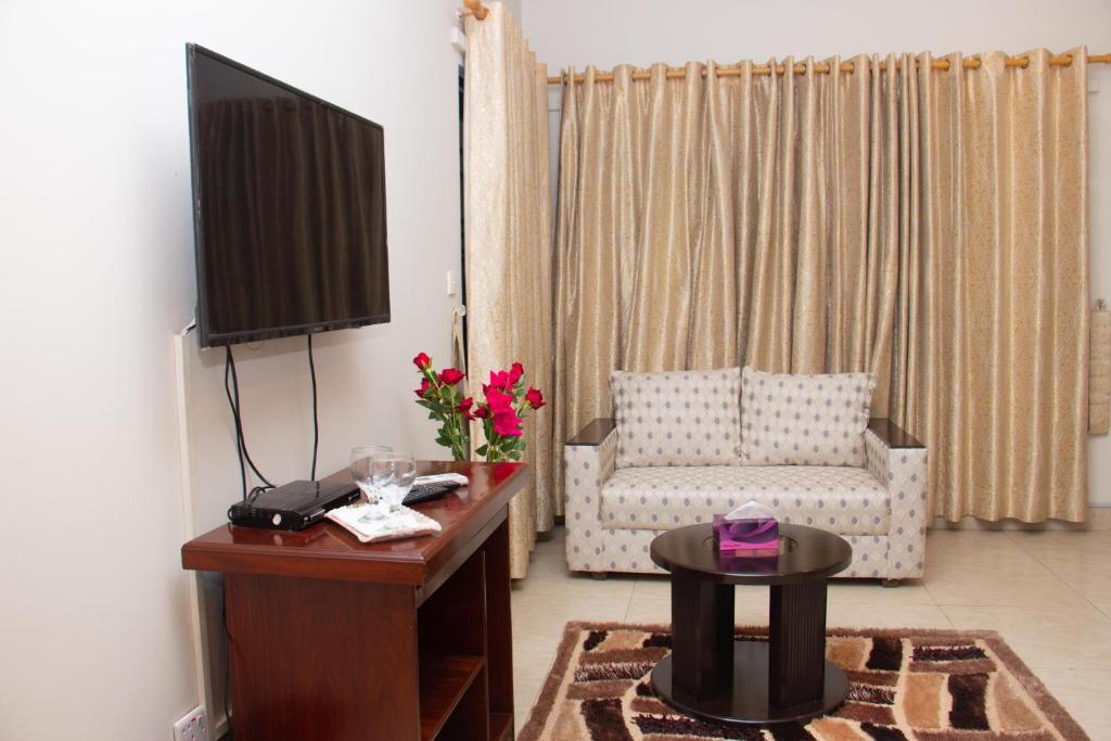 Livin Hub Guest House Islamabad