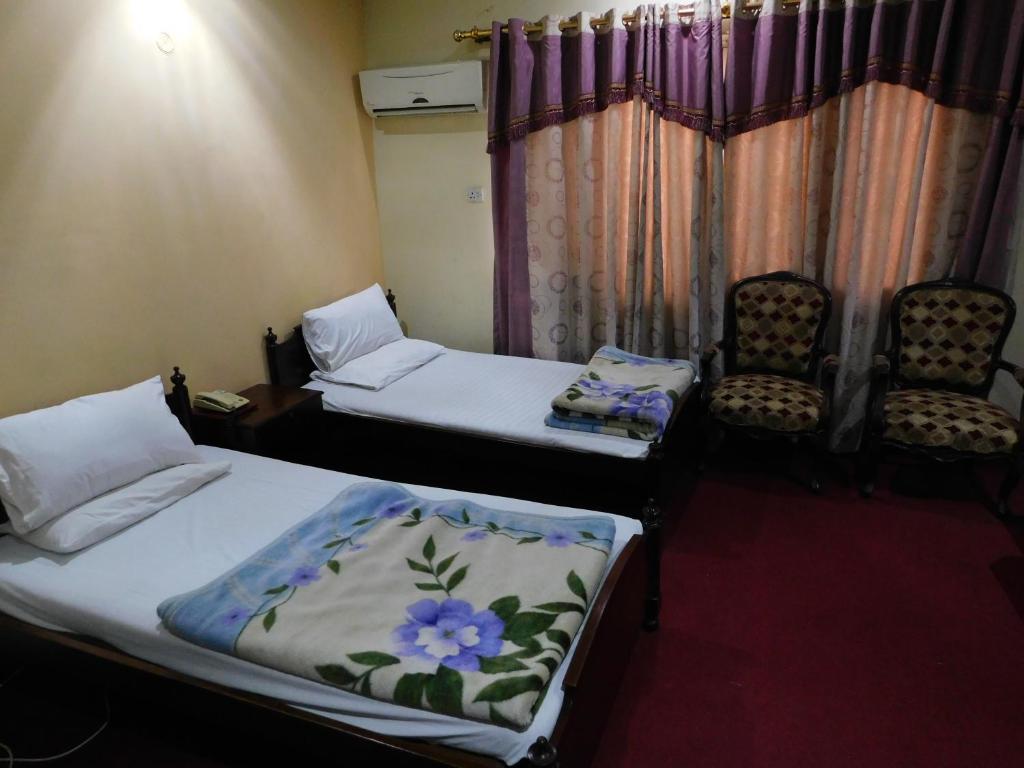Paramount Guest House