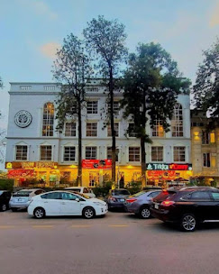 Three Trees Hotel