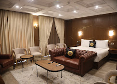 Three Trees Hotel