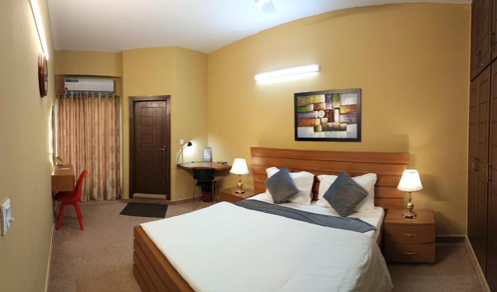 Tourist Inn Apartments