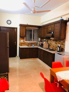 Tourist Inn Apartments