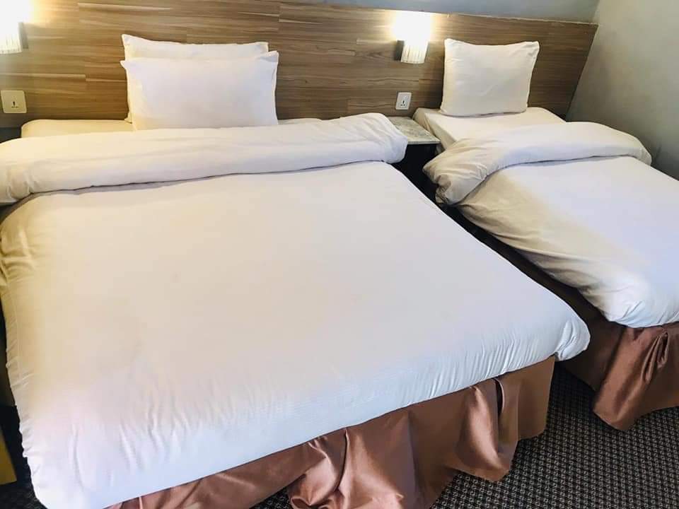 Empire Hotel Kalam