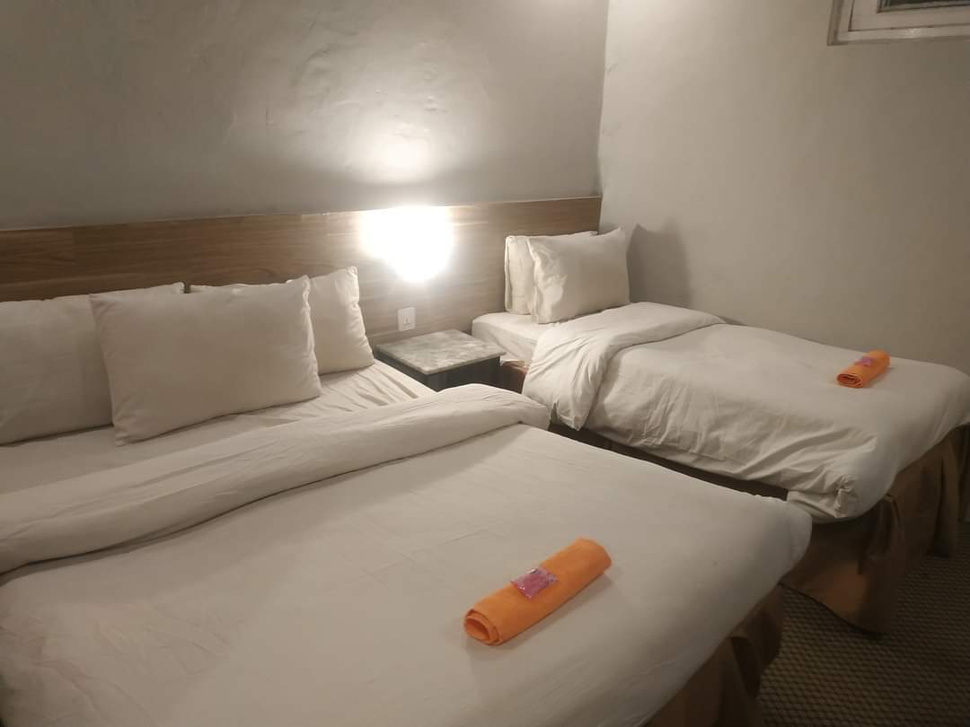 Empire Hotel Kalam