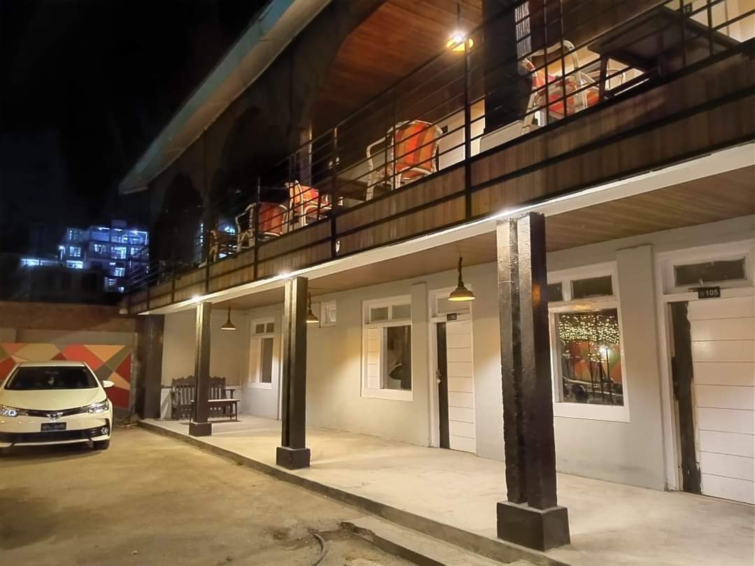 Empire Hotel Kalam