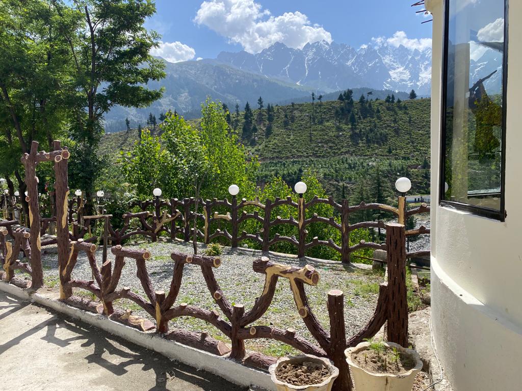 Legrand Hotel Kalam
