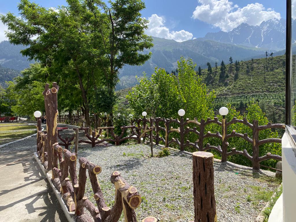 Legrand Hotel Kalam