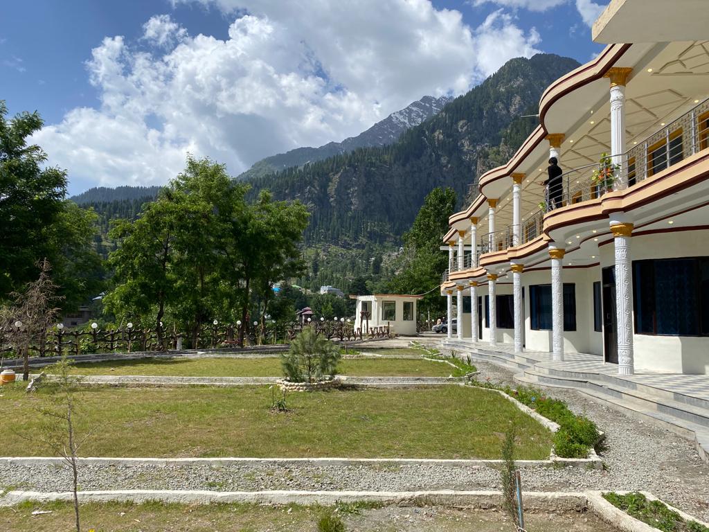 Legrand Hotel Kalam