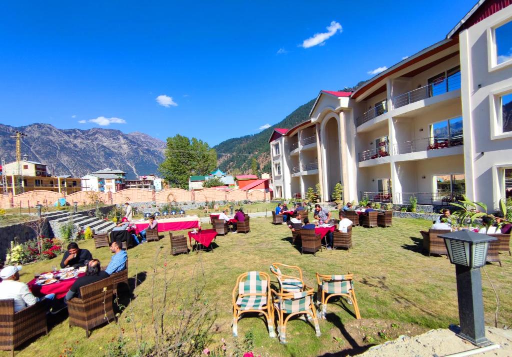 Maria Hotel And Resort Kalam