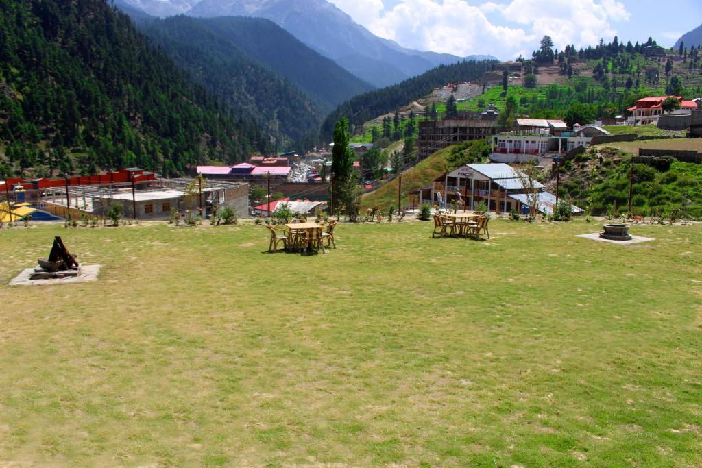 Maria Hotel And Resort Kalam