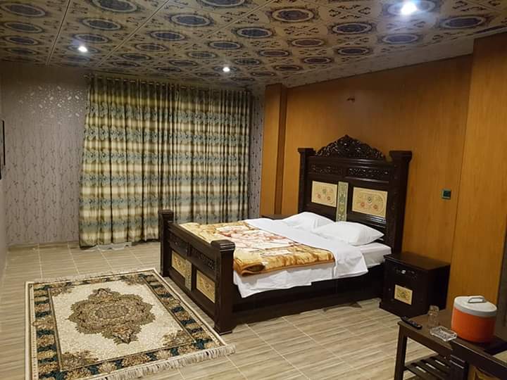 New Honeymoon Hotel Kalam