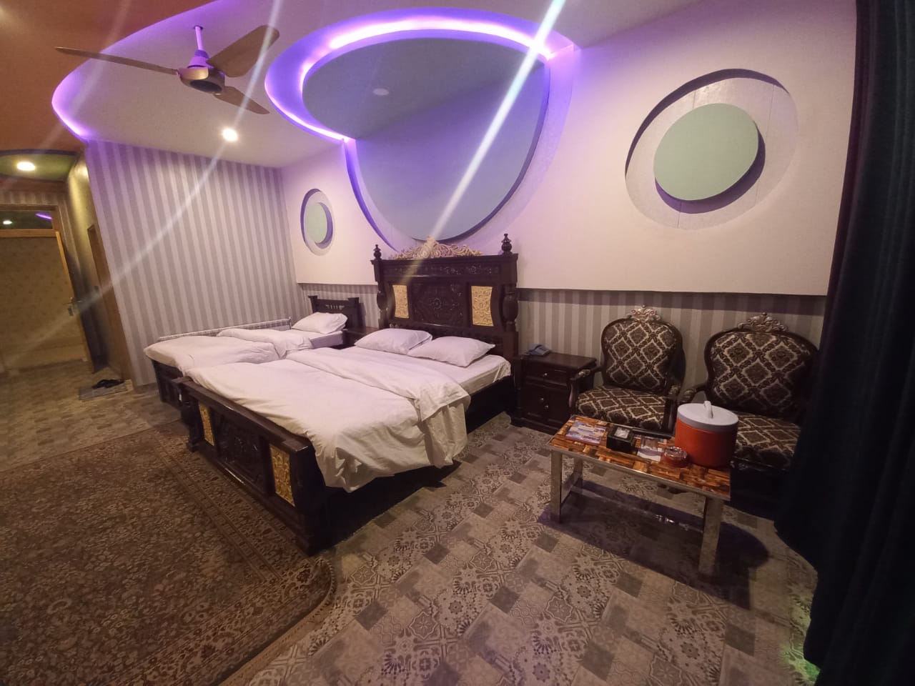 New Honeymoon Hotel Kalam