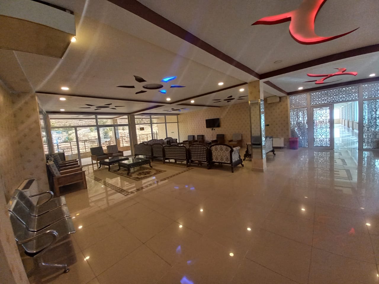 New Honeymoon Hotel Kalam