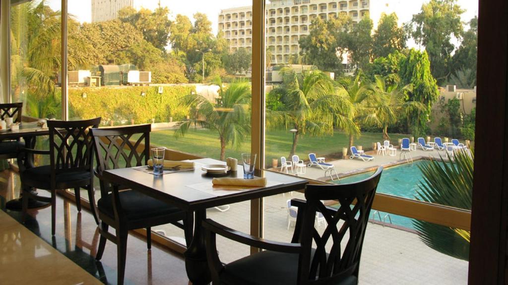 Avari Towers