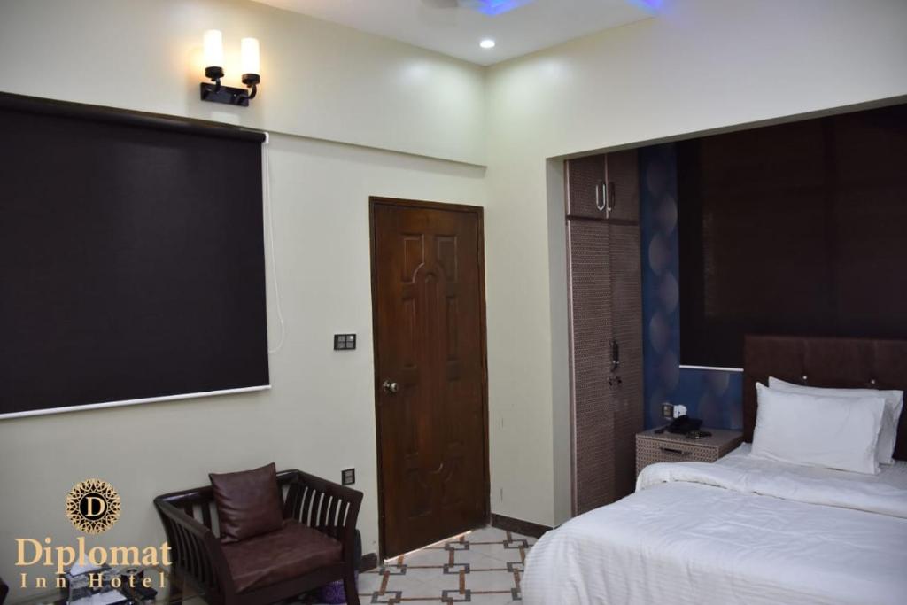 Diplomat Inn Hotel