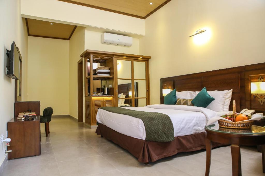 Dreamworld Resort, Hotel And Golf Course