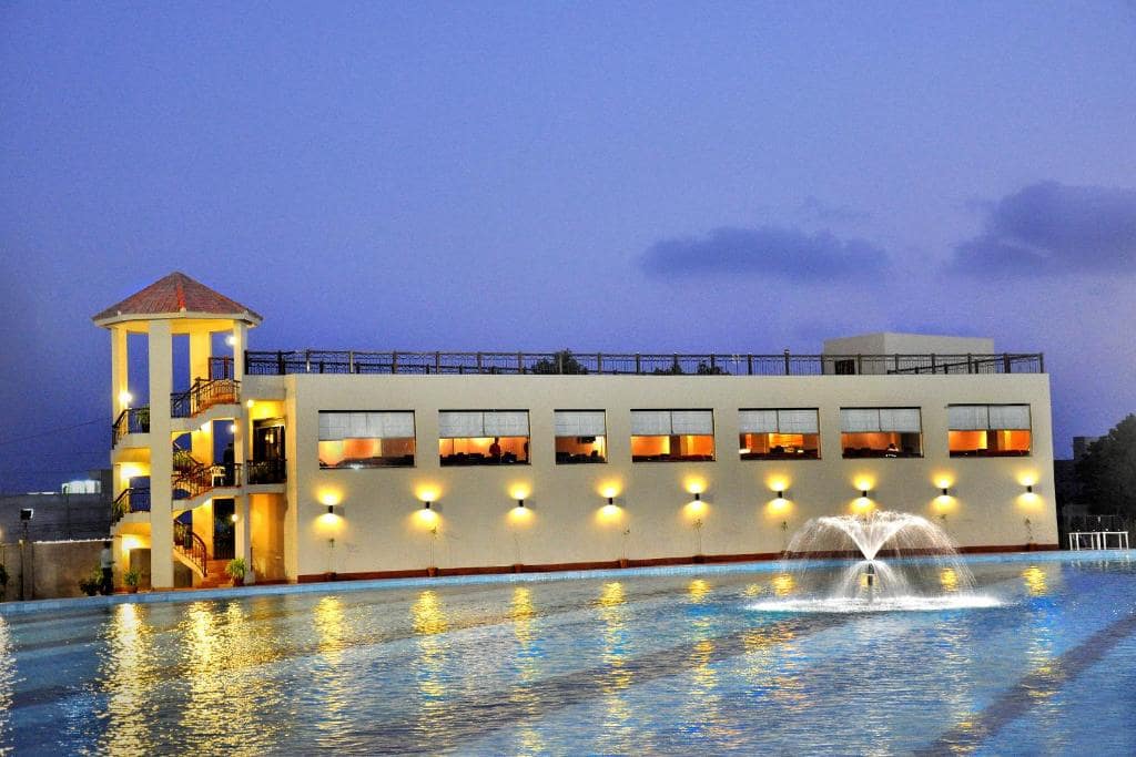 Dreamworld Resort, Hotel And Golf Course