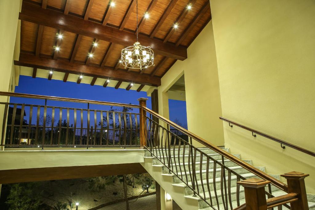 Dreamworld Resort, Hotel And Golf Course