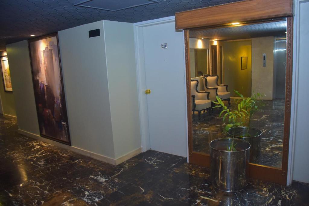 Hotel Faran Karachi