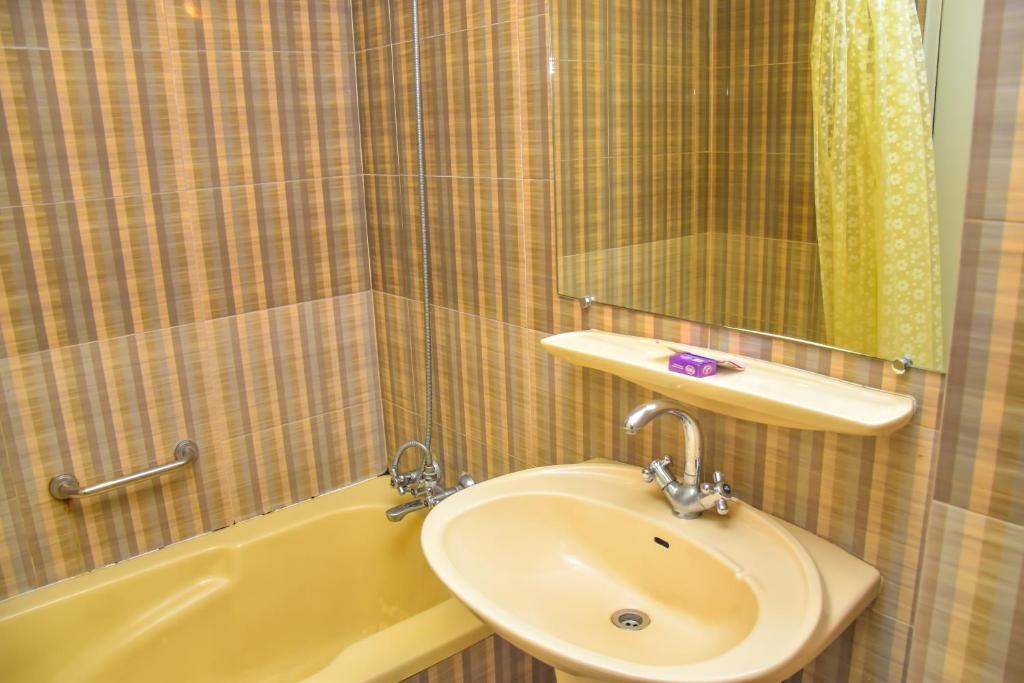 Hotel Faran Karachi