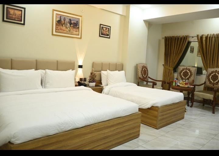 Hotel Pearl Inn
