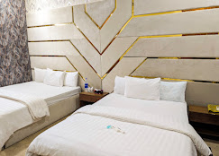 Hotel Skylit