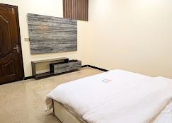 Hotel Skylit