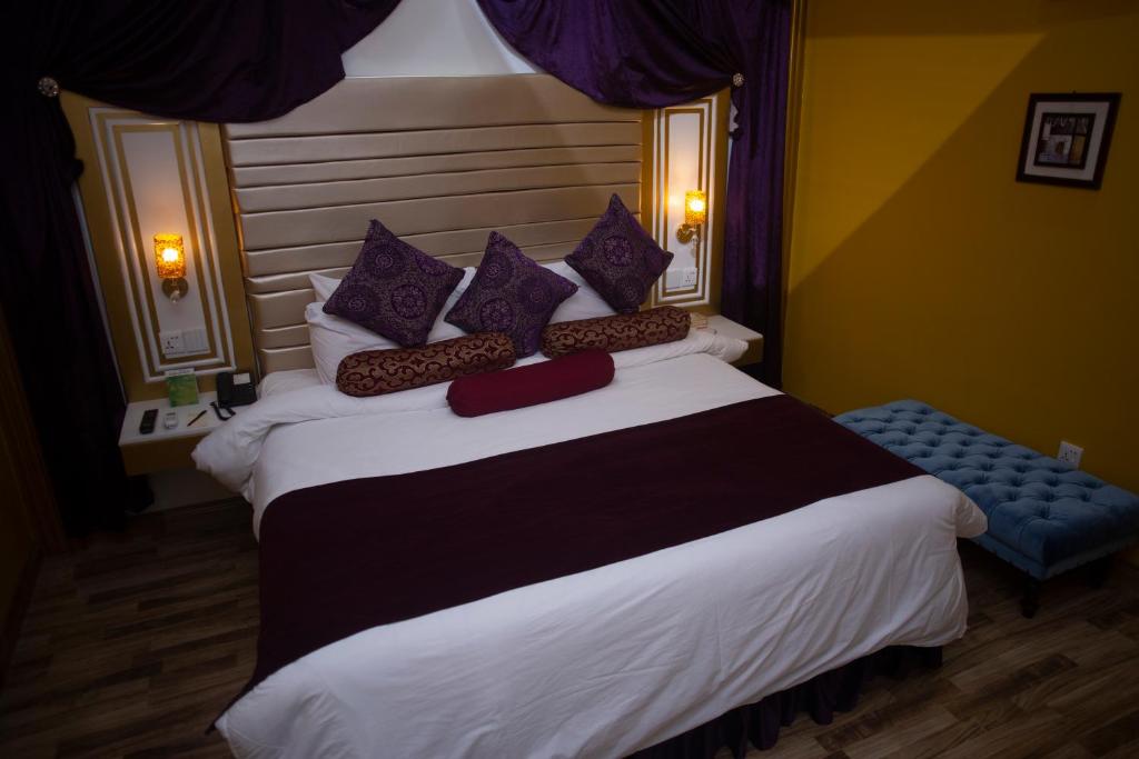 Mehran Hotel Shahrah-e-Faisal Road