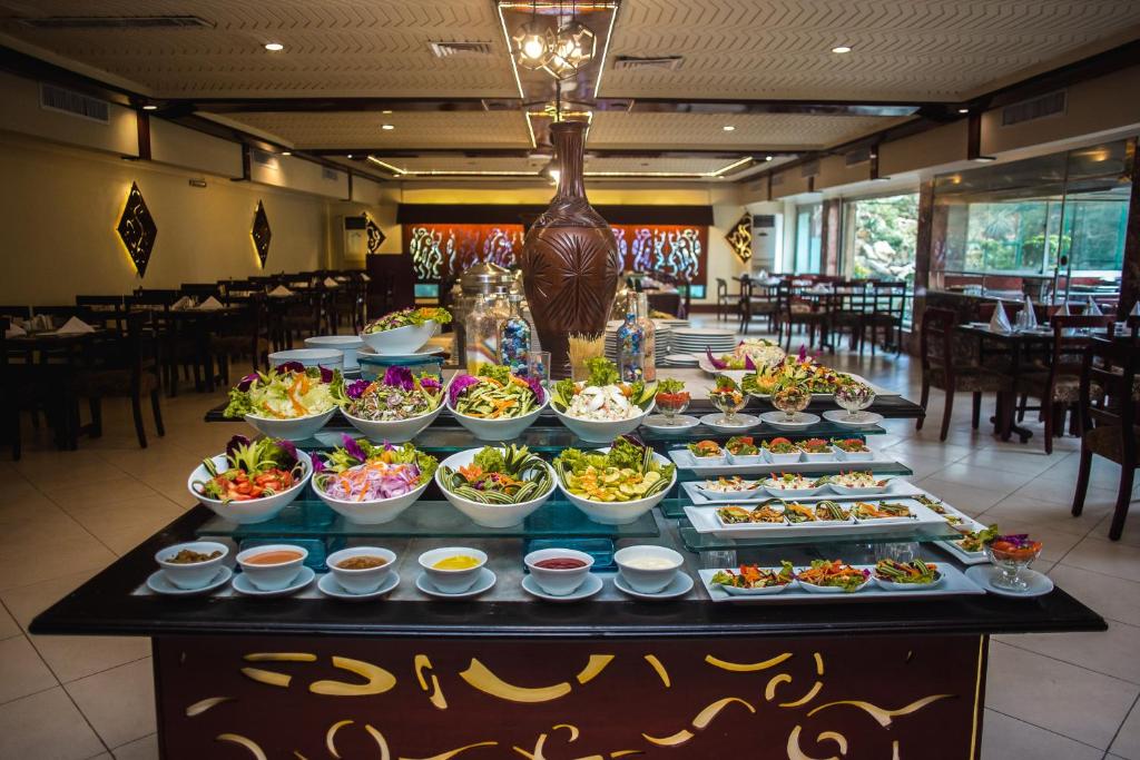 Mehran Hotel Shahrah-e-Faisal Road