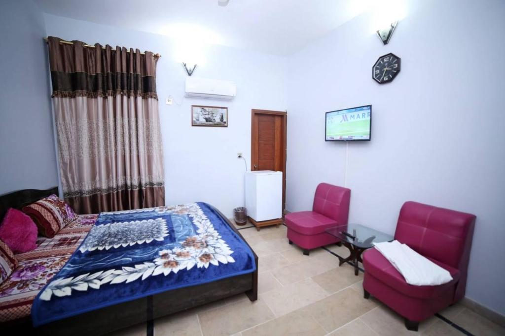Season Inn Karachi