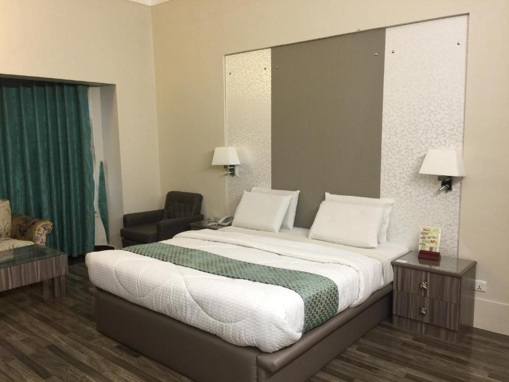 Star Guest House