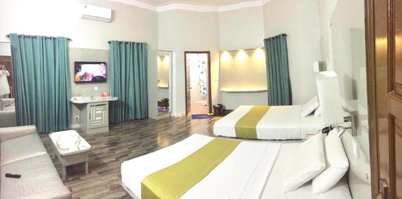 Star Guest House