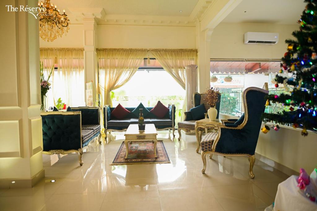 The Reserve Hotel