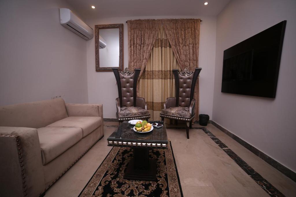 Zifan Hotel And Suites