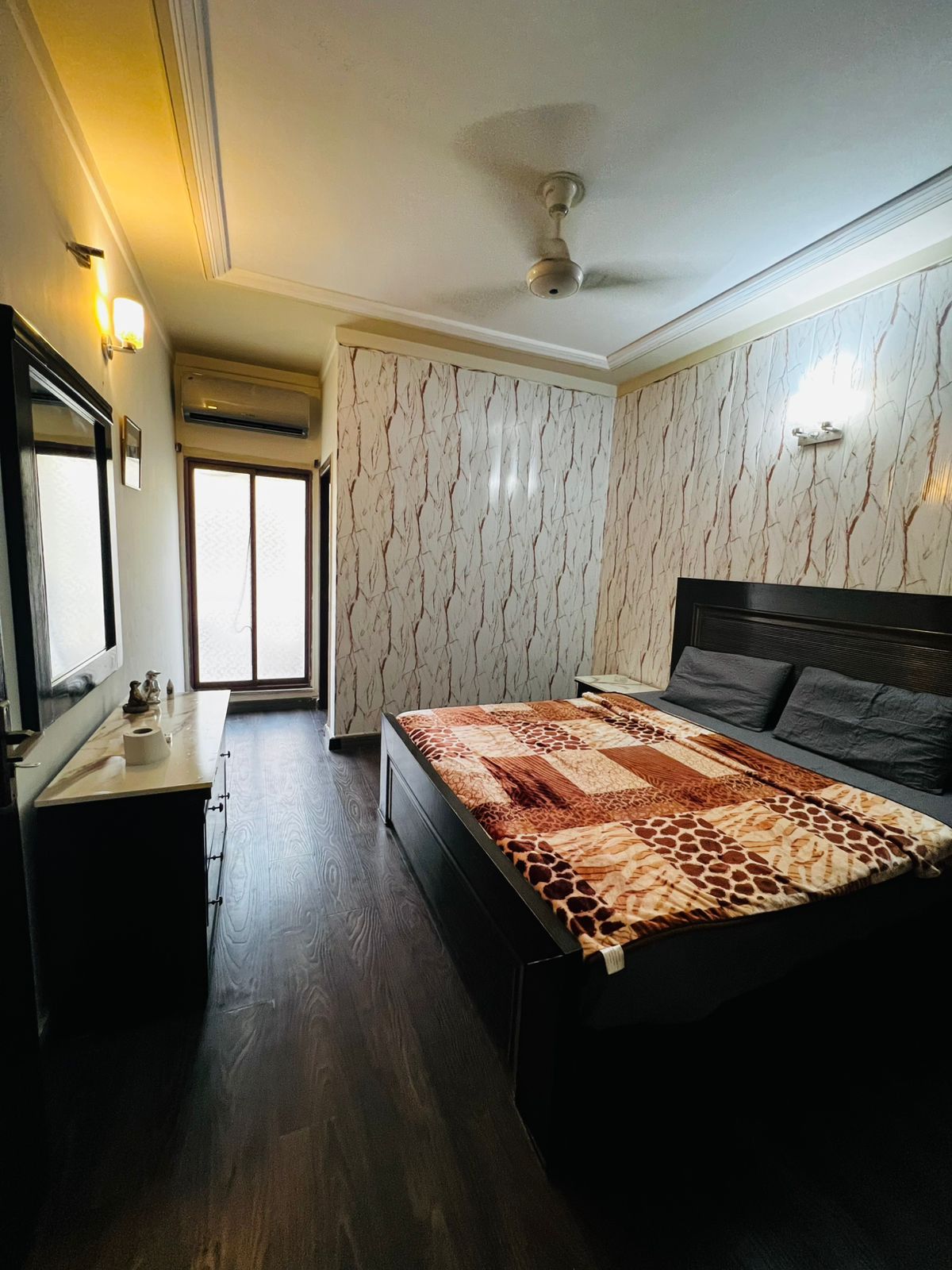 Air Avenue Luxury Apartments Lahore
